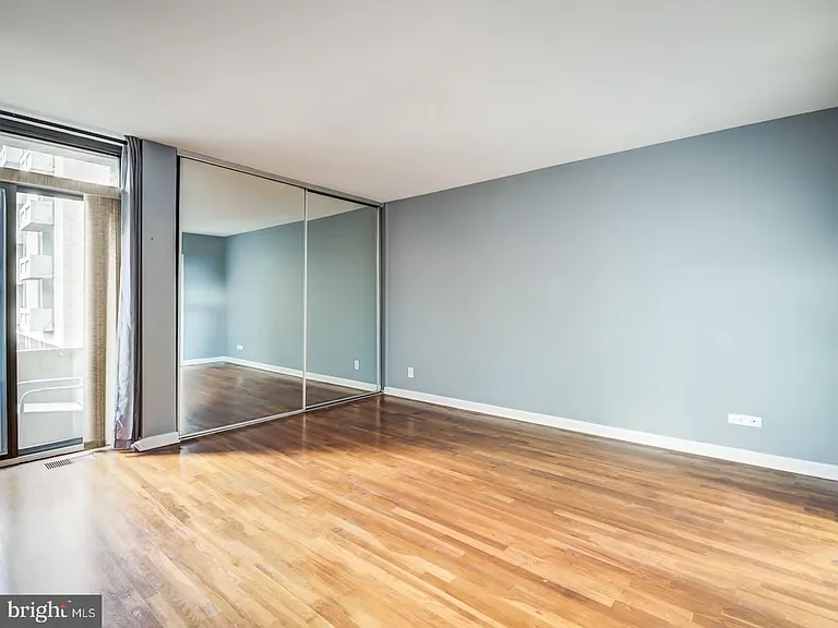 1265 Delaware Ave SW #52 — Photo 48