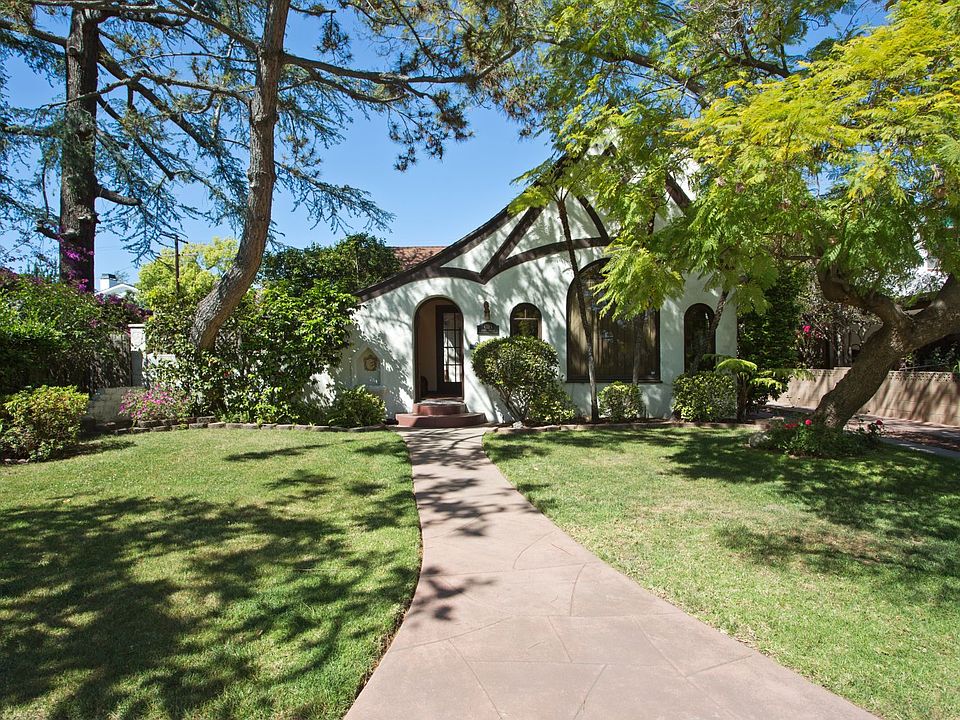 1st image of 4265 Denny Ave