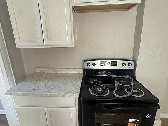 5th image of 1336 Bryn Mawr St Unit 1