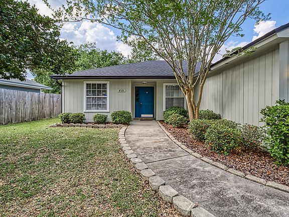 3rd image of 4531 Bentley Trace Ln N