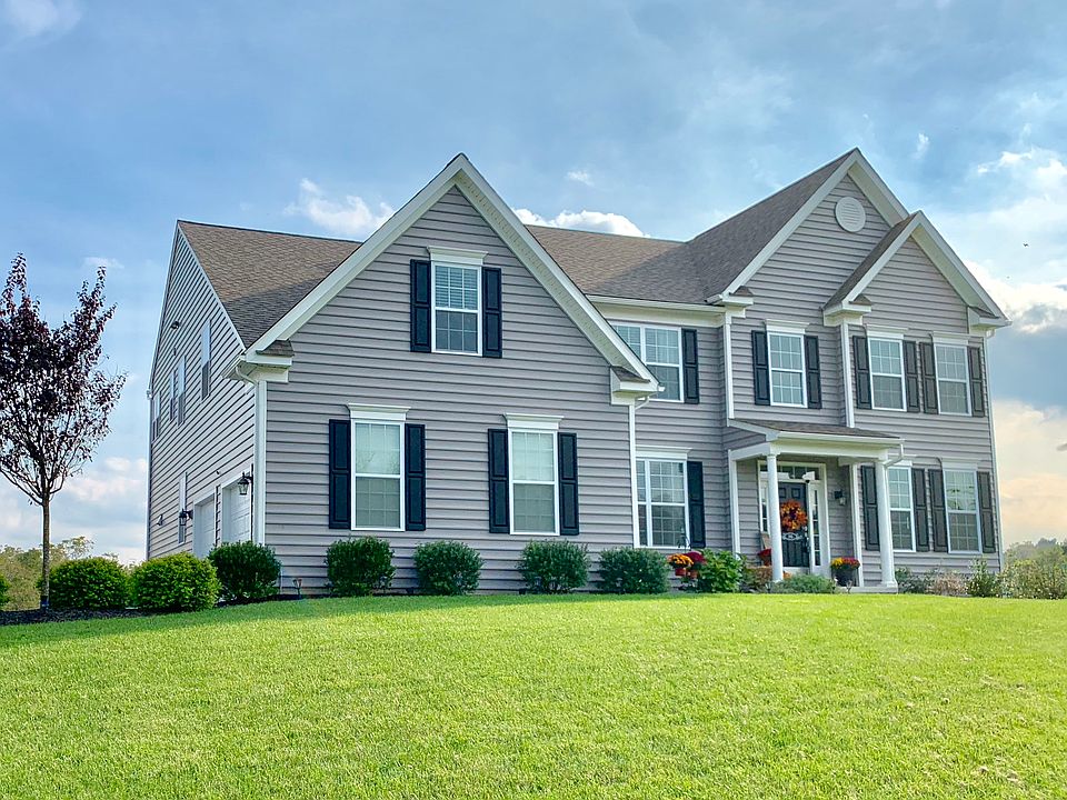 1st image of 86 Rebecca Dr