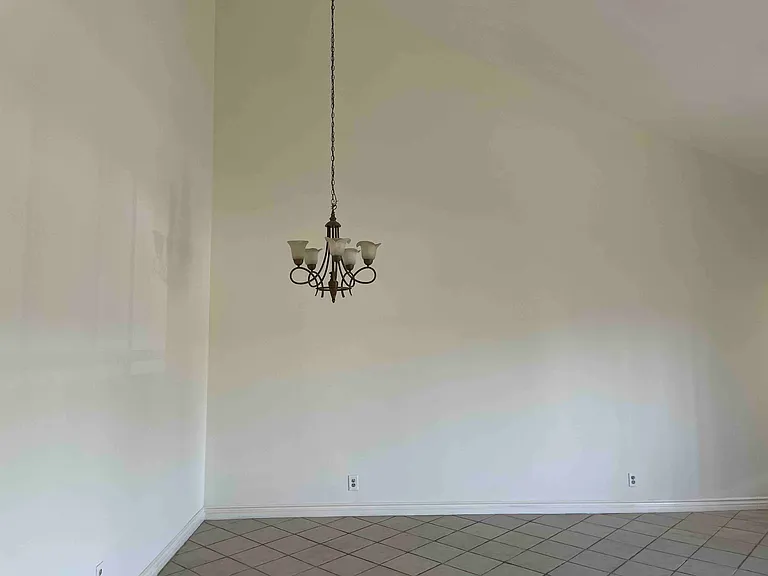 13825 Beaver St #98 — Photo 5