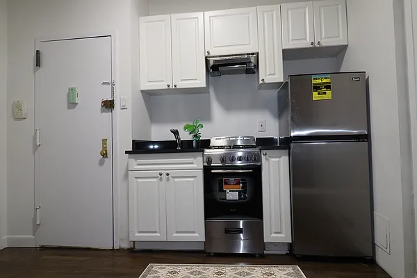 Rented by Corcoran | media 7