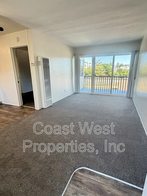 1 bed, 1.0 bath, 500 sqft, $2,500 — Photo 2