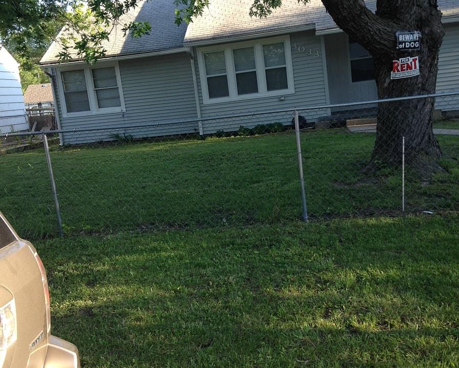 1st image of 3033 E Maplewood Dr #1
