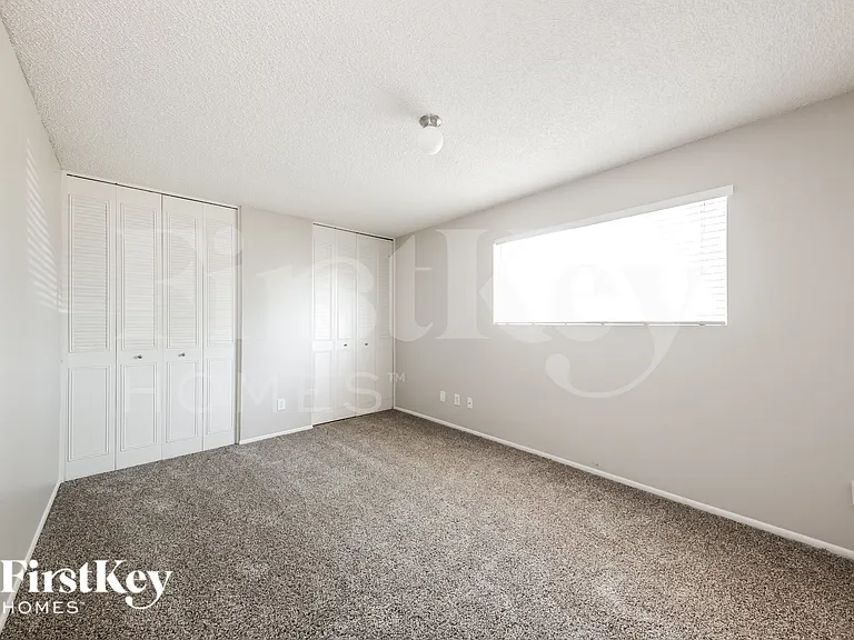 3636 W Beryl Ave — Photo 12