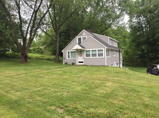 243 Sheep Pasture Rd, Southwick, MA 01077
