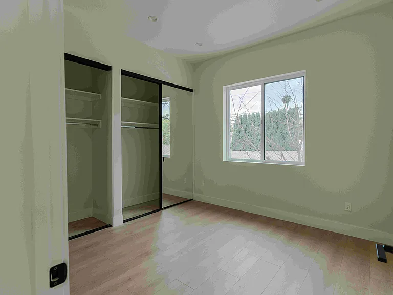 1215 N Verdugo Rd #D — Photo 18