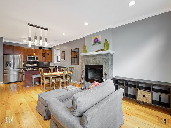 5th image of 2617 W Evergreen Ave #1W