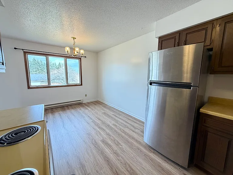 3211 John Ave — Photo 9