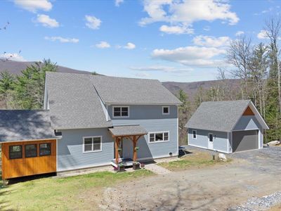 569 Maggie's Run, Sunderland, VT, 05250