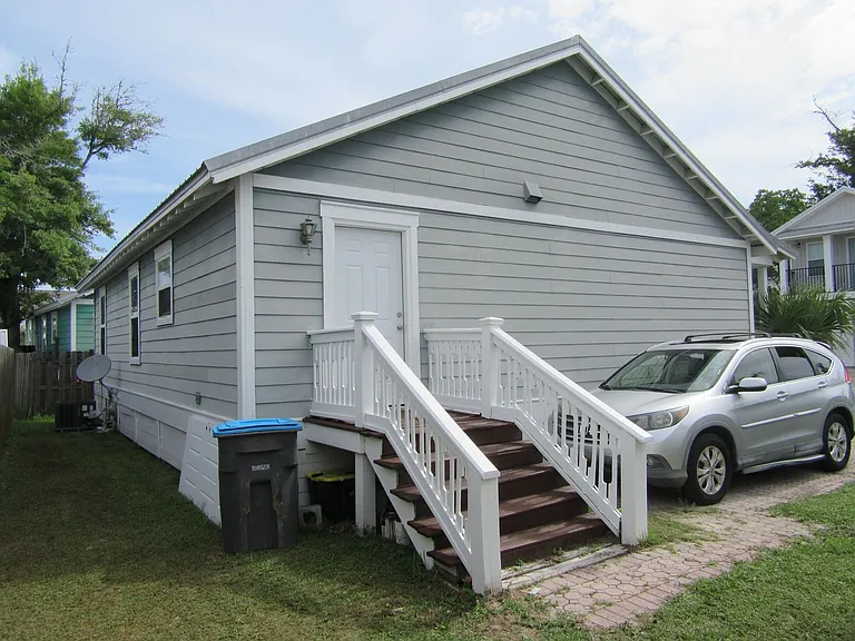 315 Gabrielle Ln — Photo 33