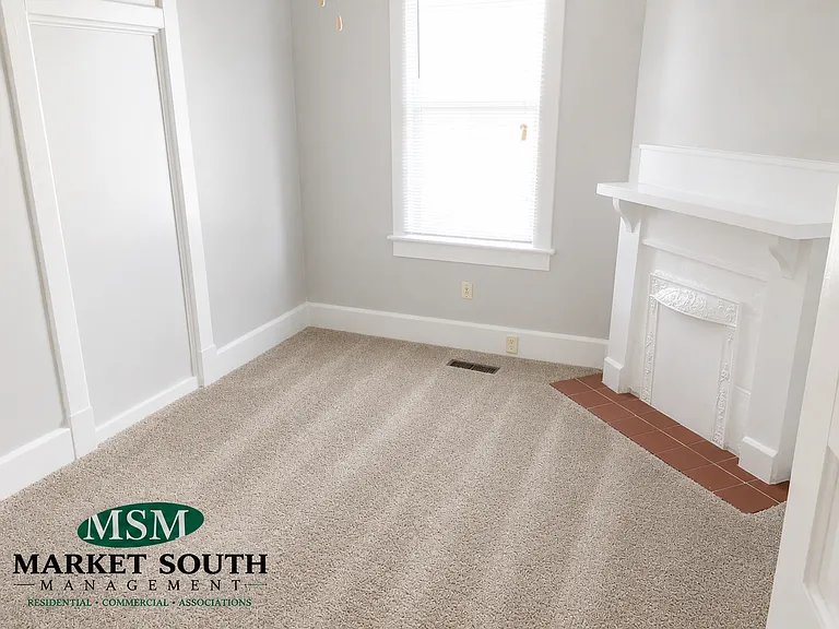 1526 Habersham St — Photo 4