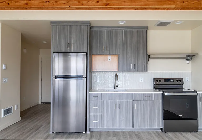 6045 Pacific Ave #0 — Photo 2