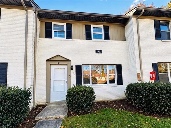 1931 Vantage Point Pl APT C, Greensboro, NC 27407