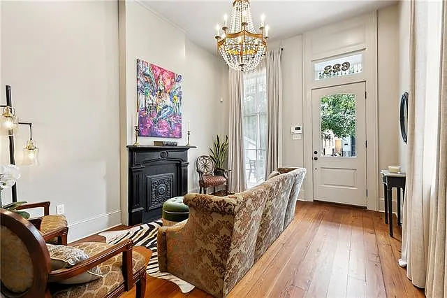 2 bed, 2.5 bath, 1380 sqft, $4,250 — Photo 4
