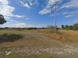 207 Pennfield ST, LEHIGH ACRES, FL 33974