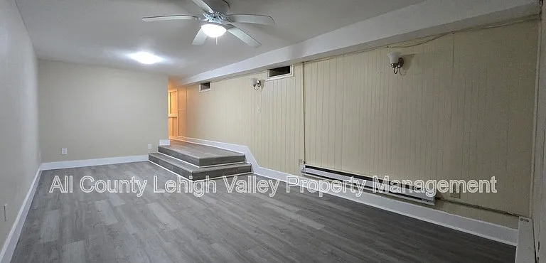 1301 Washington St — Photo 3