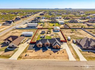 5411 Grey Wolf Ln, San Angelo, TX 76901