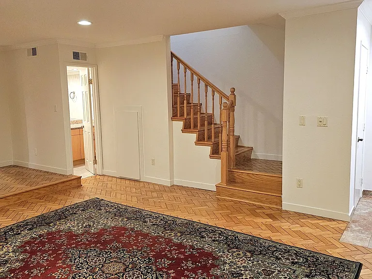 4216 Ethel Ave #7 — Photo 2