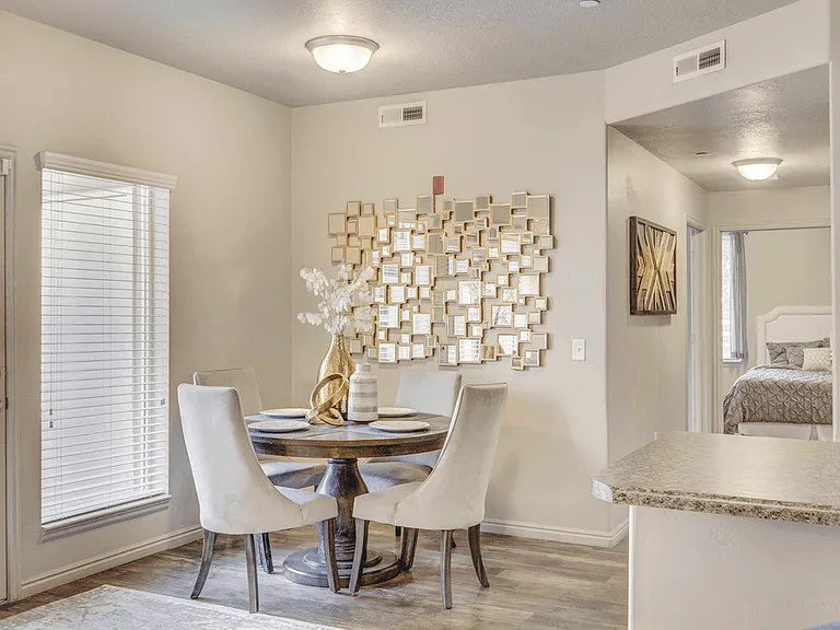 Avida Apartments — Photo 43