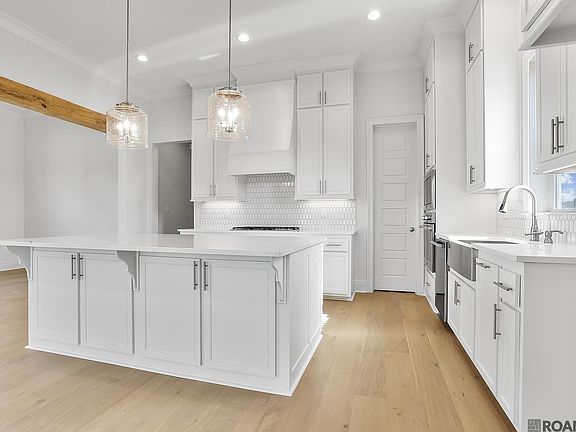 5th image of 5323 Rue Du Moulin