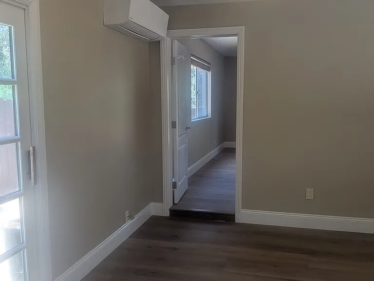 5648 Calzada Del Bosque — Photo 10