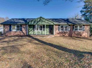 2007 Evergreen Dr, Boiling Springs, SC 29316