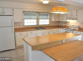 9280 Westfield Dr, White Plains, MD 20695