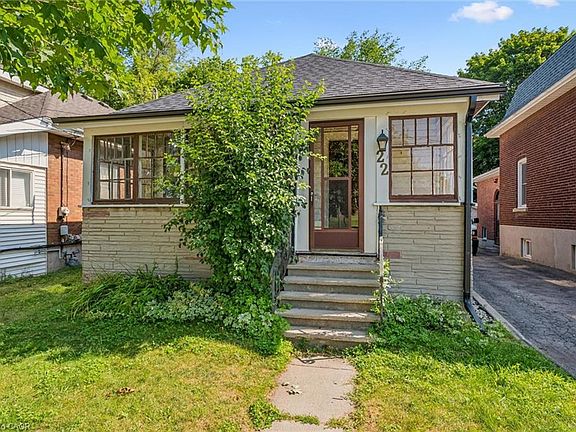 2nd image of 22 Boult Ave