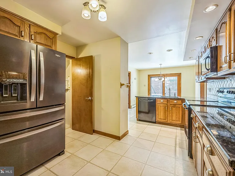 400 Walnut Ave — Photo 10