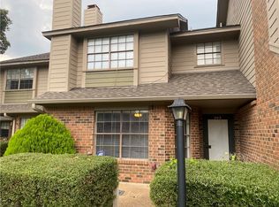 2400 Longmire Dr APT 202, College Station, TX 77845