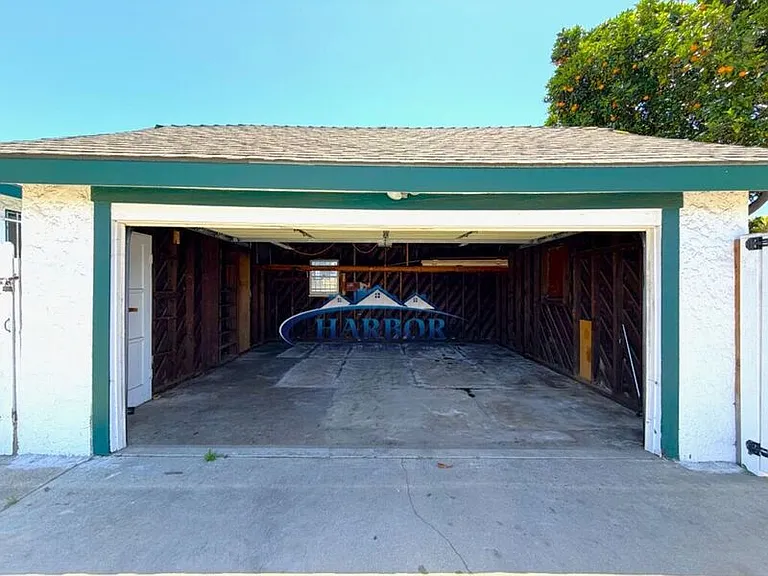 1667 N Lagoon Ave — Photo 20