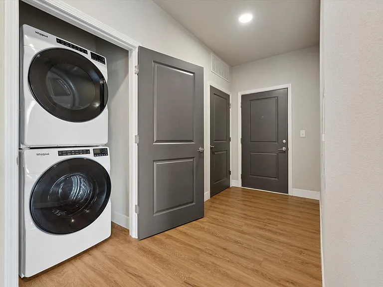 Two Bedroom - 2 Bed / 2 Bath - 1,109 Sq.Ft.