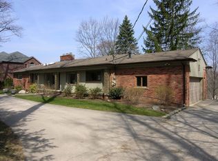 26814 W 14 Mile Rd, Bloomfield Hills, MI 48301