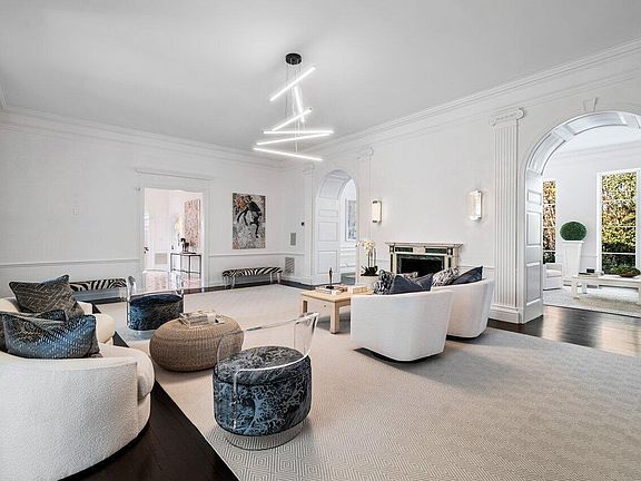5th image of 100 Regents Park Rd