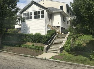 63 Standish St, Worcester, MA 01604