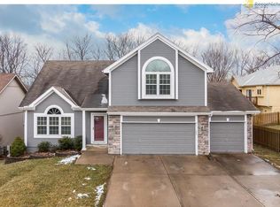 8305 NW 76th Ter, Kansas City, MO 64152
