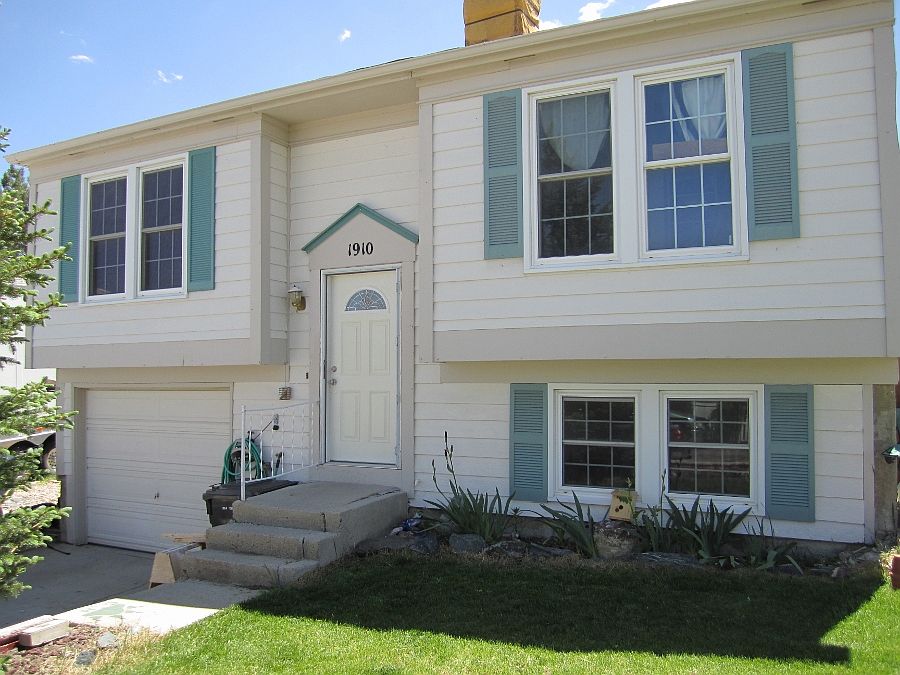 1st image of 1910 S Carolina Cir