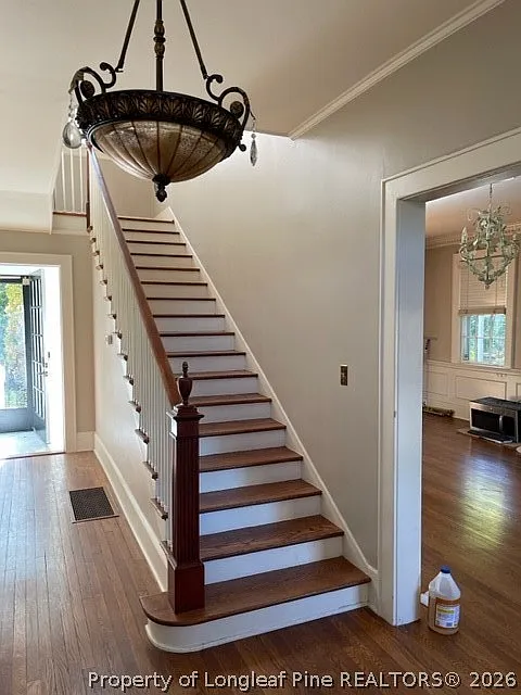 3 bed, 2.5 bath, 2338 sqft, $2,250 — Photo 3