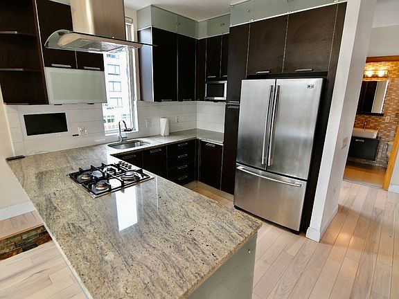 5th image of 502 9th Ave Penthouse W