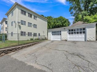 125 Cross St, Southbridge, MA 01550