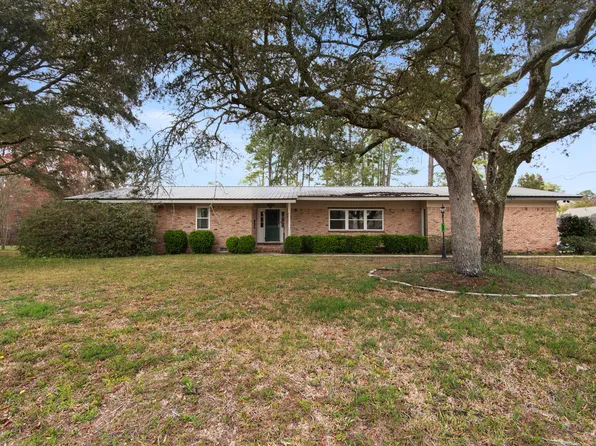 2172 Bayshore Dr, Niceville, FL 32578