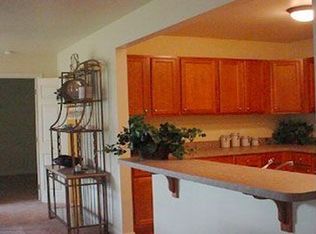 800 Golden Dr #A04, Blandon, PA 19510
