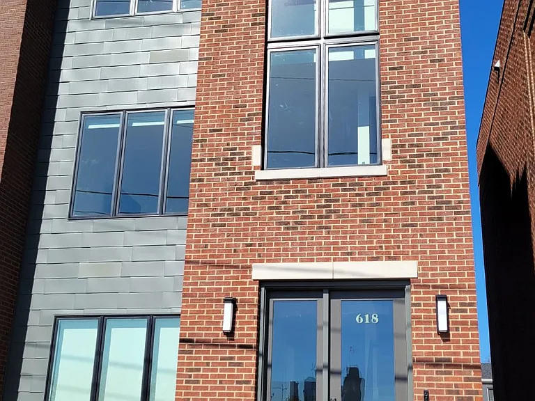 618 Madison St — Photo 1