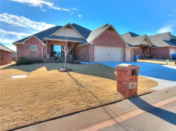 600 Dardanelle Pass, Edmond, OK 73025