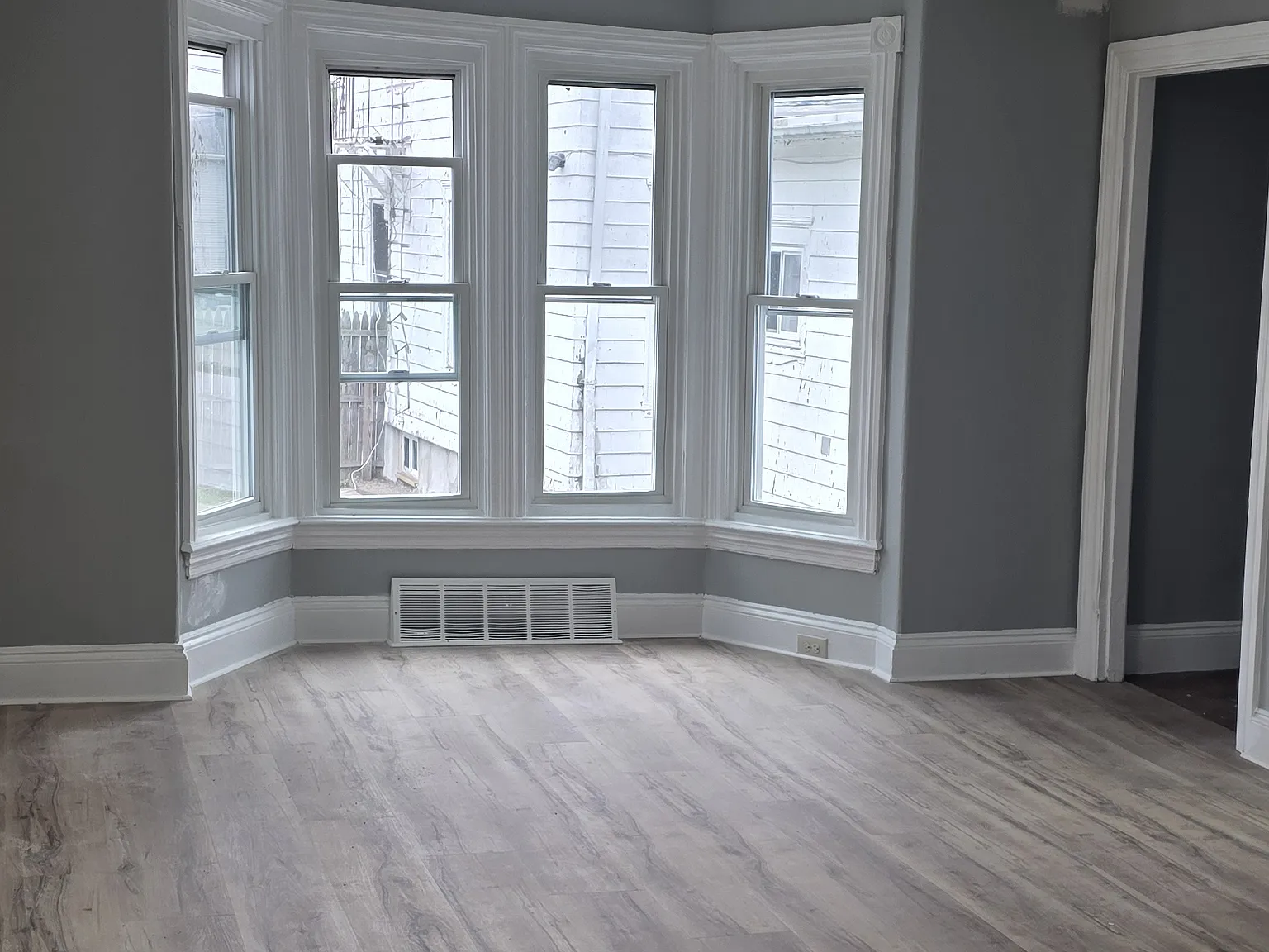 2 bed, 1100 sqft, $1,850 — Photo 4