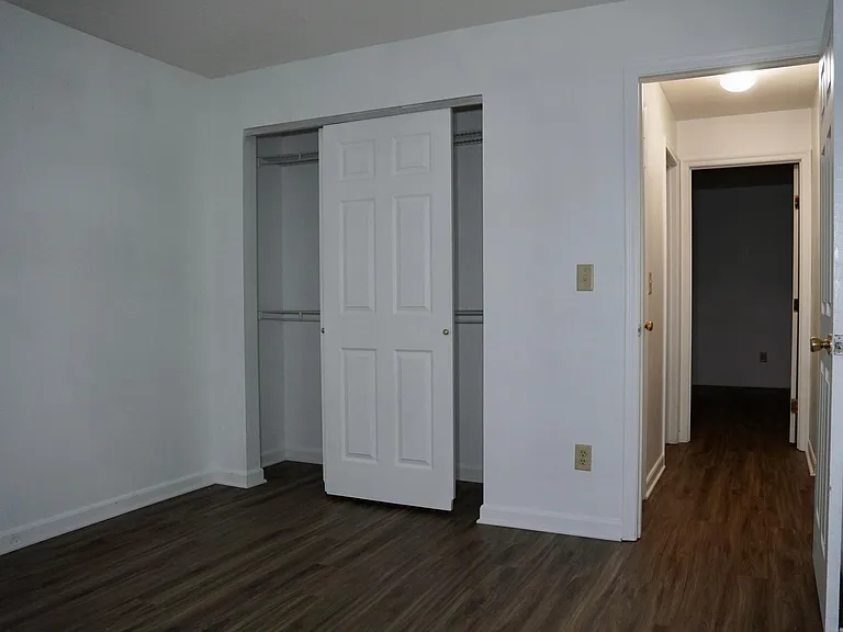 1st bedroom