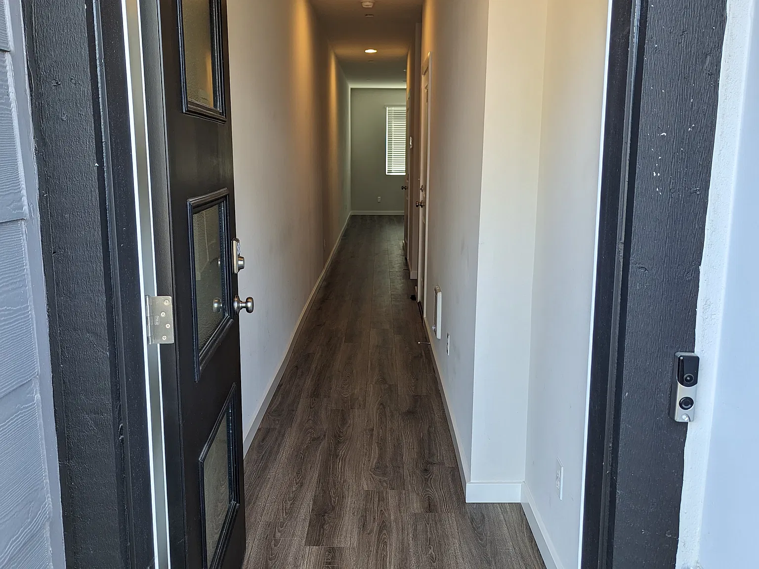 3 bed, 2.5 bath, 1858 sqft, $3,600 — Photo 4