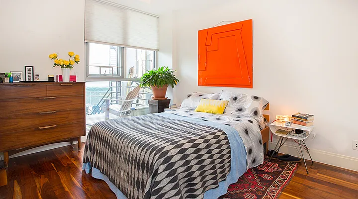 Sold by Dwell Residential Inc | media 16